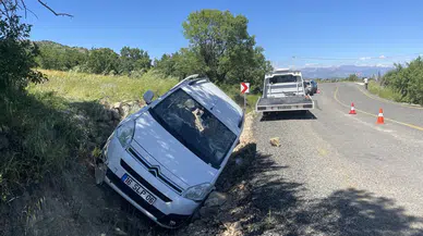 Diyarbakır'da bir araca silahlı saldırı düzenlendi : 1 ölü, 1 yaralı