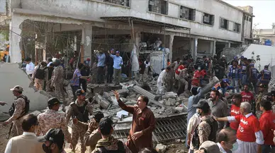 Pakistan'da polis karakolu hedef alındı