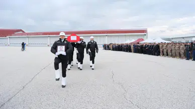 Şehit polis memuru Emrah Koç'un naaşı Van'a getirildi