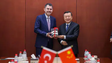 Bakan Kurum,  Konut ve Kentsel-Kırsal Kalkınma Bakanı Ni ile bir araya geldi
