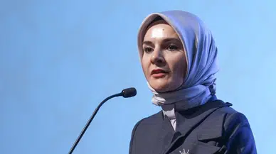 Bakan Göktaş, 'Kahramanlarımızın Anne ve Eşleriyle Anneler Günü Programı'nda