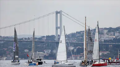 İstanbul Boğaz'ı gemi trafiğine kapatıldı