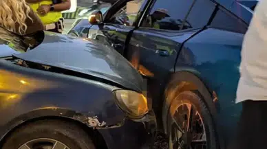Siirt'te iki aracın çarpışması sonucu 2 kişi yaralandı