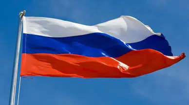 Moskova Belediye Başkanı : Çok katlı binaya İHA isabet etti
