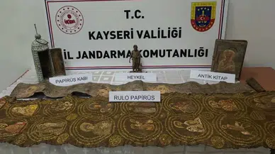 Kayseri’de jandarmadan tarihi eser operasyonu : Papirüs ve heykeller ele geçirildi