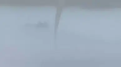 Hatay'da deniz üzerinde hortum oluştu : O anlar kameraya yansıdı