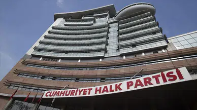 CHP 38. Olağan Kurultayı kararı tebliğ edildi : İcra heyeti genel merkezde