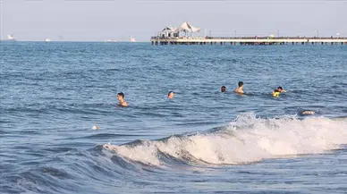 Antalya'da tatil yapan 71 yaşındaki Rus turist denizde boğuldu