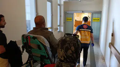 Adıyaman'da motosiklet ve hafif ticari araç çarpıştı