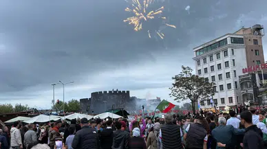 Diyarbakır'da şampiyonluk kutlamaları : 11 yaralı, 10 gözaltı