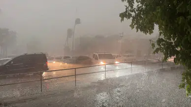 Şanlıurfa'da fırtına ve dolu hayatı olumsuz etkiledi