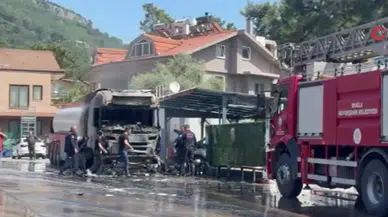 Muğla'da akaryakıt istasyonundaki tır alev aldı