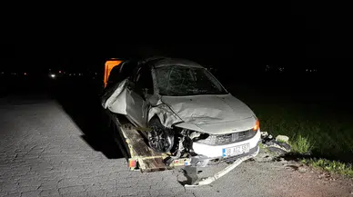 Kayseri'de otomobil takla attı : Anne ve oğlu yaralandı