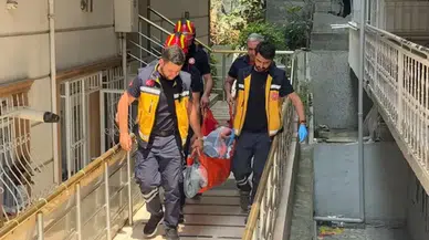 Avcılar'da evinde düşen diyabet hastası kadın sürünerek kapıya ulaştı : Ekipler seferber oldu