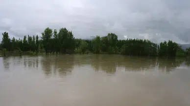 Tokat'ta sağanak : Su birikintileri oluştu