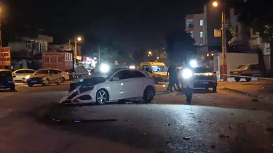 Adana'da 3 araçlı zincirleme kaza