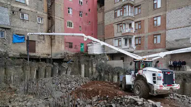 Hakkari'de zemin kaydı : 6 bina tahliye edildi