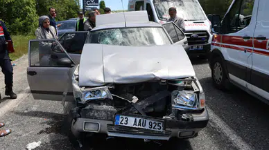 Elazığ'da feci kaza : 2'si çocuk 5 kişi yaralandı