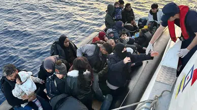 İzmir Çeşme'de 39 düzensiz göçmen yakalandı
