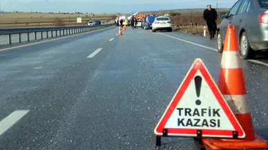Bodrum'da otomobil bariyerlere sağlandı : Tavan tamamen ezildi