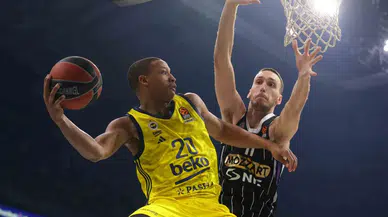 Fenerbahçe Beko'da Devon Hall ile yollar ayrıldı