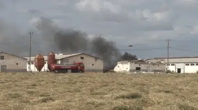 Konya’da havai fişek deposunda yangın : Patlamalar paniğe neden oldu