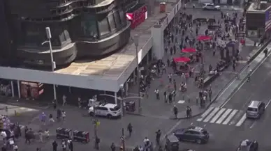 New York Times Meydanı'nda silah sesleri
