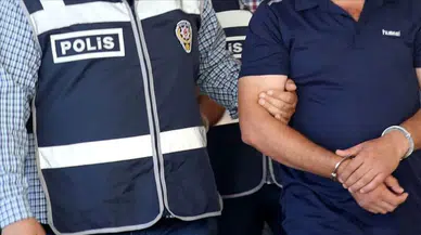 Kendisini 'Genel Başkan' olarak tanıtan şüpheli AVM'de yakalandı