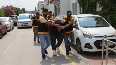 Adana'da aile içi şiddet caddede kavgaya dönüştü : Damat ve kayınbiraderler tutuklandı