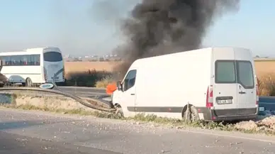 Tekirdağ'da aydınlatma direğine çarpan araç yandı : 1 yaralı