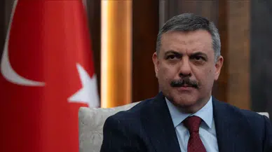 Bakan Çiftçi, öğrencileri sınava yetiştiren polislere teşekkür etti