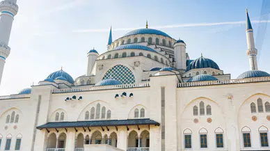 Diyanet cuma hutbesini yayınlandı : Aile olmak