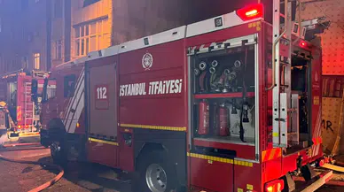 İstanbul Esenler'de depo yangını