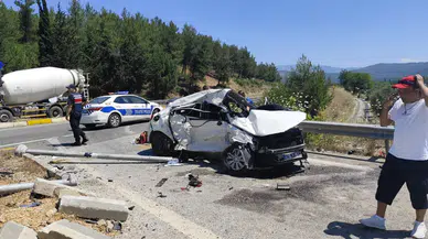 Muğla Ula'da trafik kazası : 4 kişi yaralandı