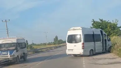 Denizli'de 2 işçi servisi çarpıştı