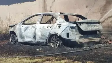 Kırklareli'de korkutan yangın : Otomobil ve ahır küle döndü