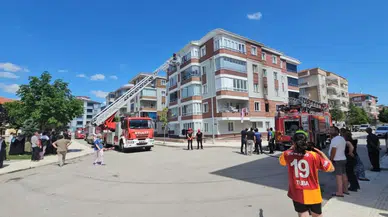 Çorum'da apartman yangını : 7 kişi dumandan etkilendi