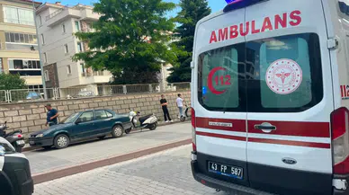 Kütahya Tavşanlı'da motosiklet hafif ticari araca arkadan çarptı : 1 yaralı