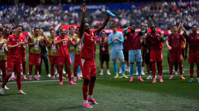 İsviçre, Kanada karşısında 3 puanı 2 golle aldı