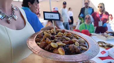 60. Tekirdağ Kiraz Festivali'nde kirazlı lezzetler kıyasıya yarıştı