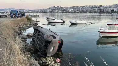 Samsun'da elektrikli araç kayalıklara devrildi