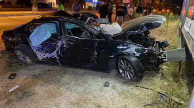 Bodrum'da otomobil takla attı : 2'si ağır 3 yaralı
