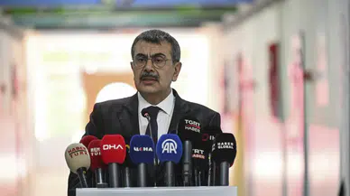 Bakan Tekin, Bakırköy Karne Dağıtım Töreni'nde