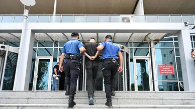 Kırmızı bültenle aranan hükümlü Çukurova Uluslararası Havalimanı'nda yakalandı