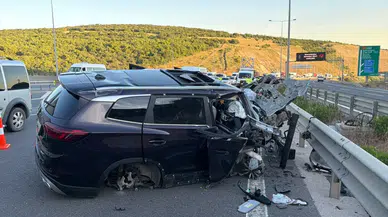Kocaeli'de tanker ile çarpışan cip hurdaya döndü
