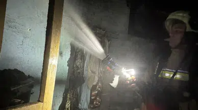 Hatay İskendurun'da müsatakil evde yangın