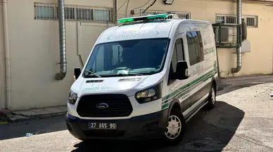 Gaziantep'te motosiklet bariyerlere çarptı, sürücü yaşamını yitirdi