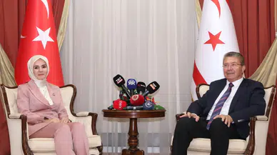 KKTC Başbakanı Üstel, Bakan Göktaş ile görüştü