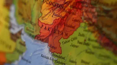 Pakistan ordusu 27 militanı etkisiz hale getirdi
