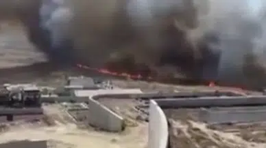 Büyükçekmece'de geniş alanda ot yangını